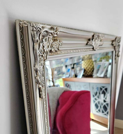 Lustro w  srebrnej ramie 146x86cm
